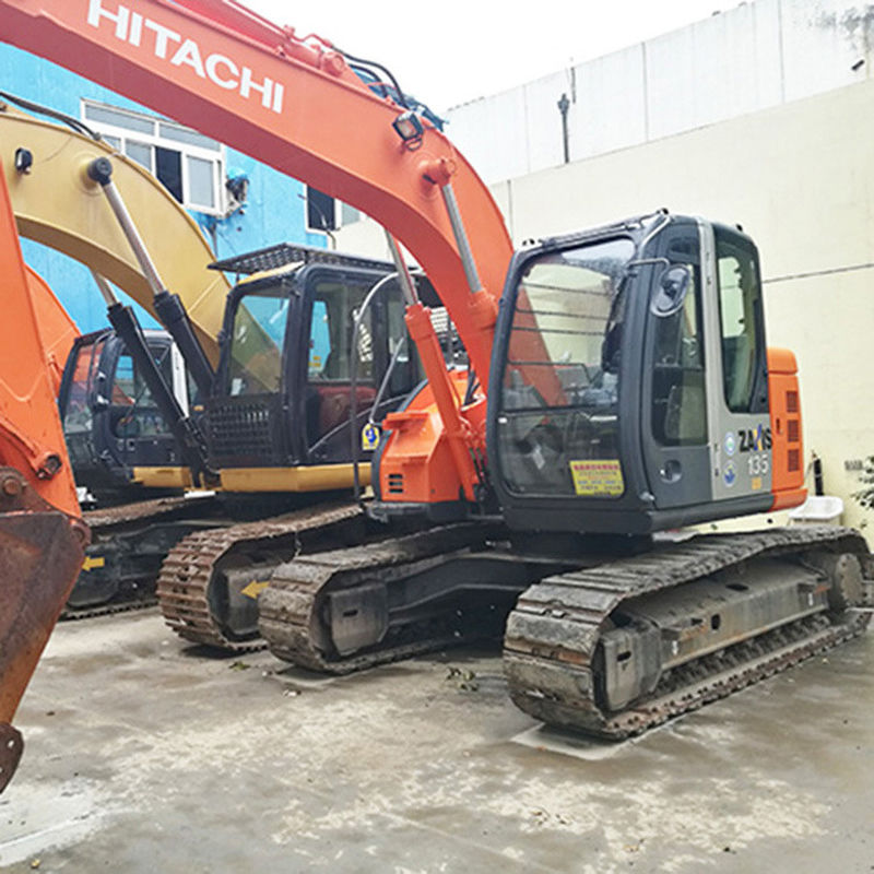 В продаже подержанный экскаватор 13,2 тонны Hitachi 135/подержанный экскаватор Hitachi 135