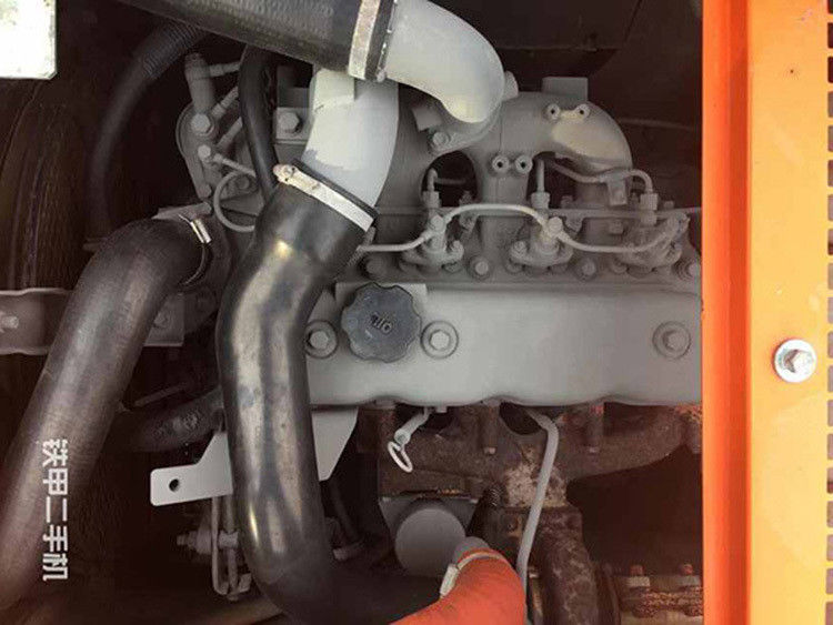 В продаже подержанный экскаватор 13,2 тонны Hitachi 135/подержанный экскаватор Hitachi 135
