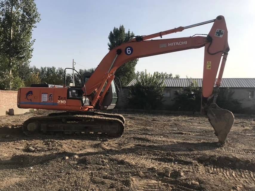 Hitachi горячая продажа Вторая рука Япония происхождение HITACHI ZX260 Crawler экскаватор Дешевая цена Использованная цепная экскаватор
