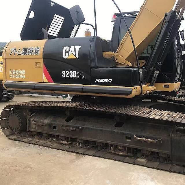 Подержанный экскаватор гусеничные машины CAT323 в хорошем состоянии, хорошая цена использованный экскаватор