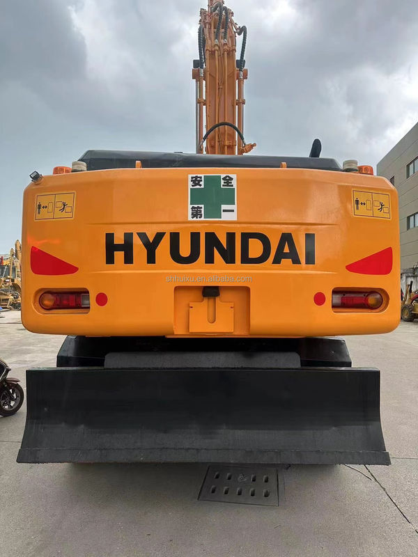 Подержанный хорошего качества колесный экскаватор HYUNDAI210W 21T Подержанный экскаватор Кассирная машина для продажи