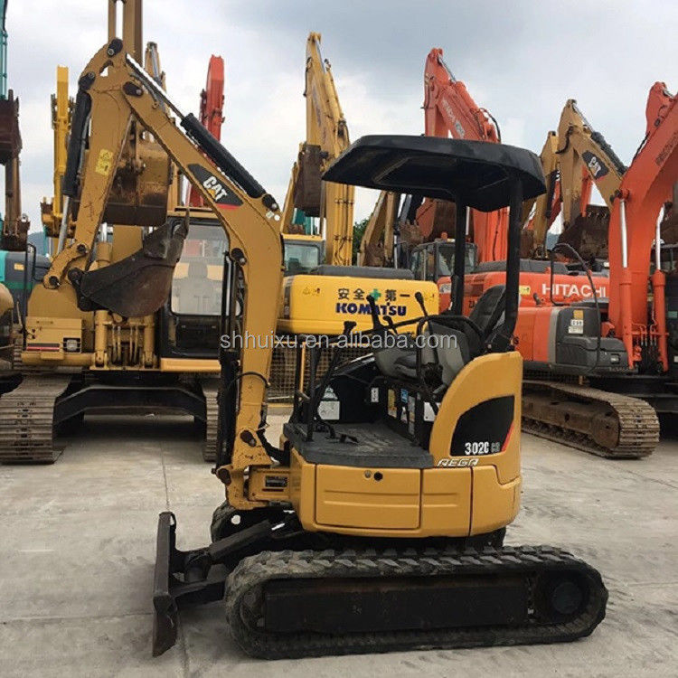 Хорошее качество Подержанный небольшой ползучий экскаватор CAT302 Подержанный гидравлический мини-капыльщик Гусеничная машина Гусеница на складе