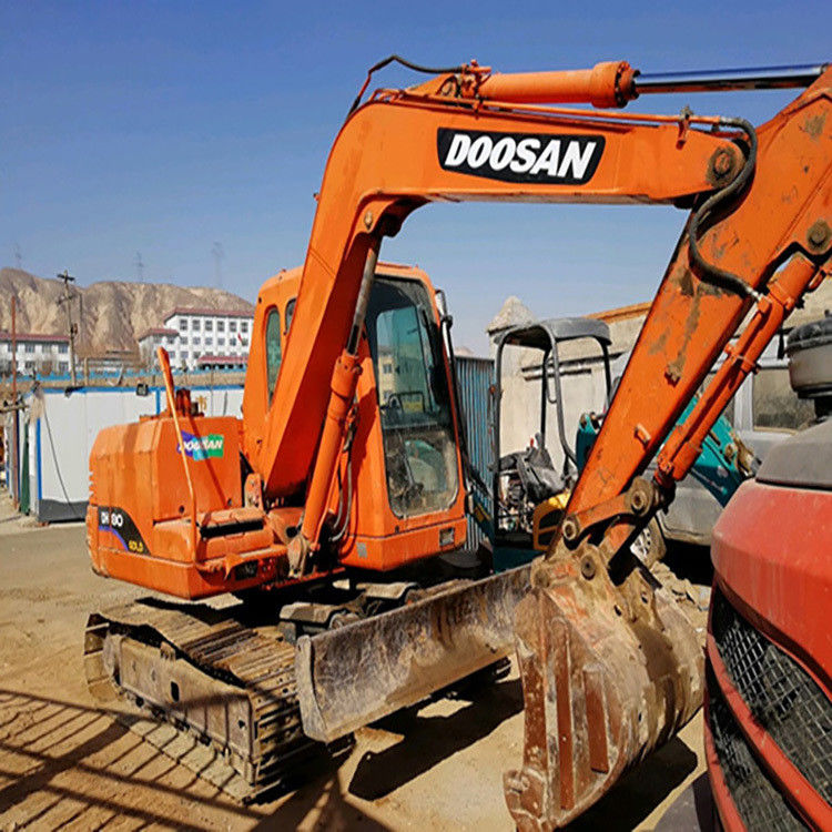 Подержанный 8-тонный экскаватор Doosan DX80 Подержанный 80-ти модельный мини-проект DX80 для продажи