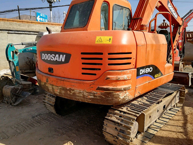 Подержанный 8-тонный экскаватор Doosan DX80 Подержанный 80-ти модельный мини-проект DX80 для продажи