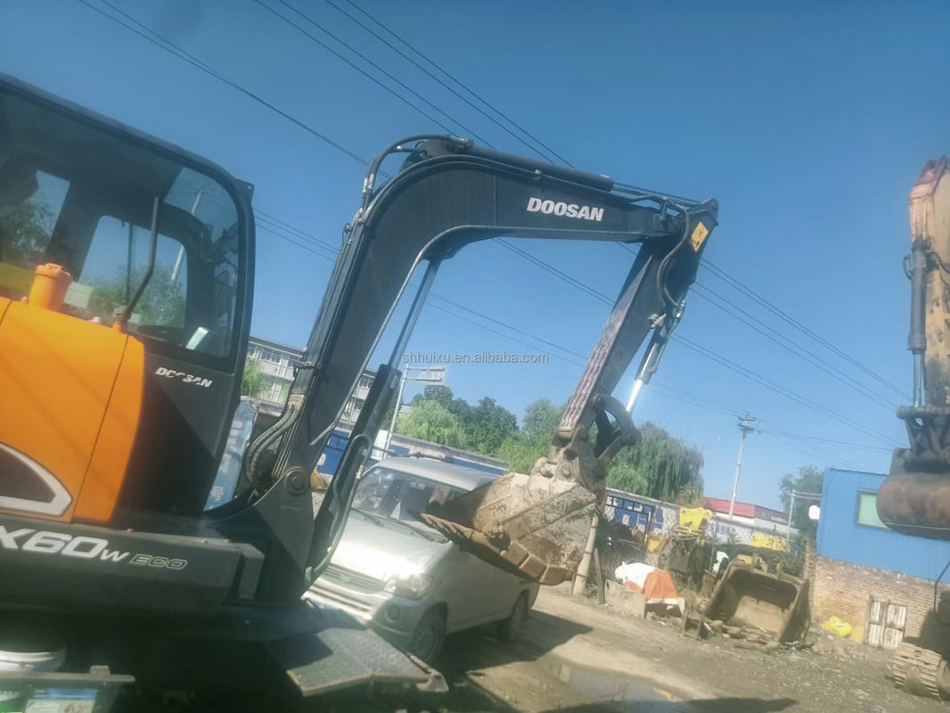 Doosan горячая продажа Использованный экскаватор Doosan dh60-7/Пользованный мини-экскаватор Doosan DX60W Дешевая цена