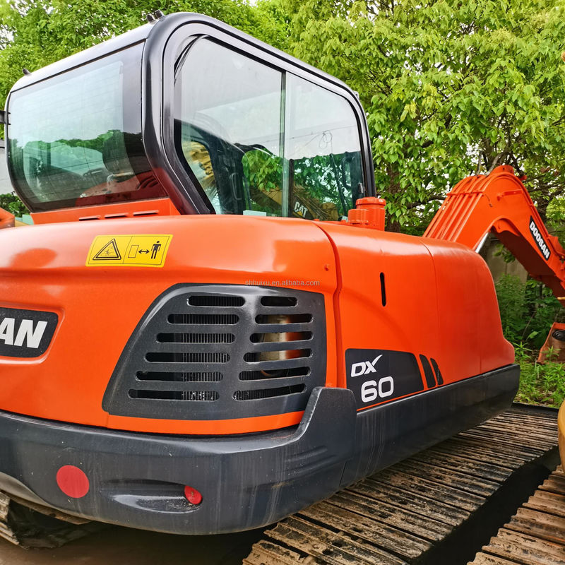 Doosan горячая продажа горячая продажа подержанный Doosan dh60-7 ползучий экскаватор подержанный мини-капатель Doosan DX60 Высокое качество