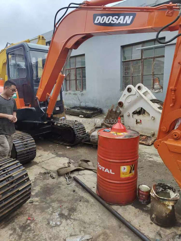 Doosan горячая продажа Мини экскаватор использованный doosan ex55 Вторая рука гидравлический ползучий экскаватор DOOSAN DH55 Корея происхождение