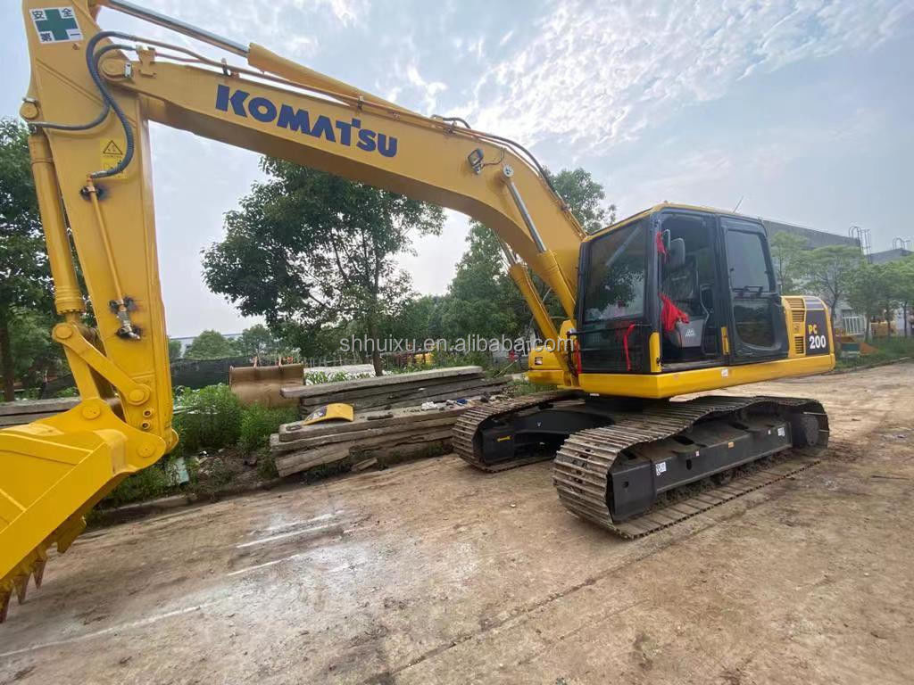Komatsu Вторая рука гидравлический ползучий экскаватор хорошее качество Использованная выкопательная машина Япония происхождение использованный komatsu pc200-8 экскаватор Komatsu экскаватор