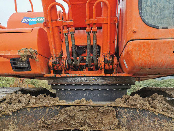 Использованный экскаватор Doosan DH220 Экскаватор Doosan DH220 225 300 Использованный экскаватор с низкой ценой