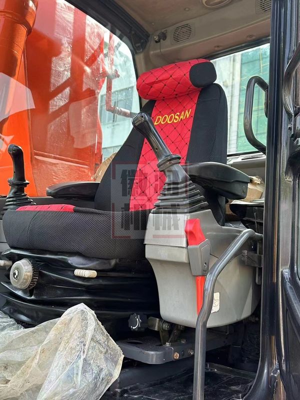 Высококачественный оригинальный использованный экскаватор Doosan Dh60 Dh75 Dh80 Doosan DX500LC DX300 DX220 DX225 использованный экскаватор для продажи