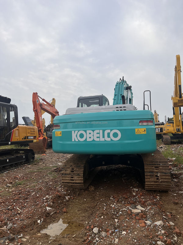 Использованный экскаватор Kobelco Sk200 хорошее качество рабочего состояния использованный экскаватор Kobelco Sk200