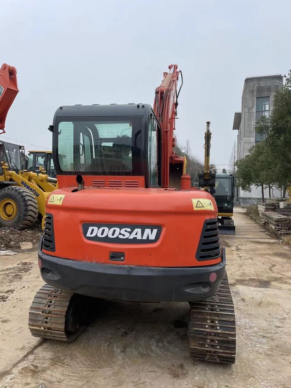 Продажа мини экскаваторов для экскаваторов Doosan DX60 мини использованный мини экскаватор