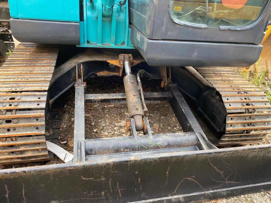 Средний экскаватор Использованный Kobelco 75 Низкий рабочий день Машиностроительные цеха