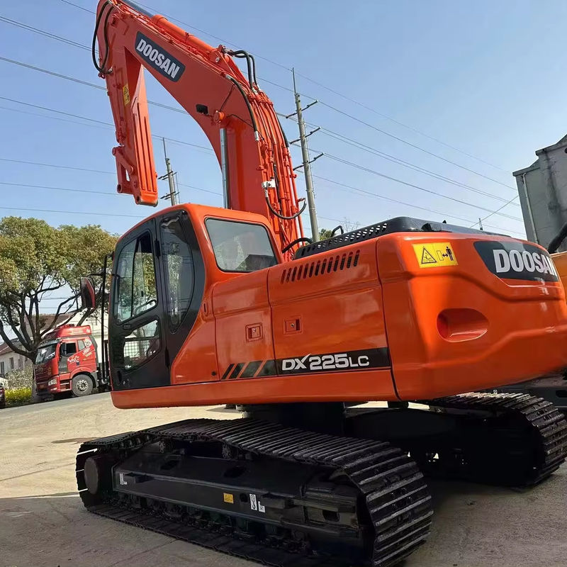 Оригинальная краска и состояние Подержанные экскаваторы Doosan DX225LC Для продажи