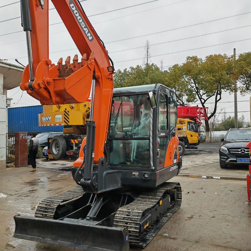 Оригинальная краска использованная мини-копалка Doosan55/вторая рука Doosan55 дешевая цена на продаже