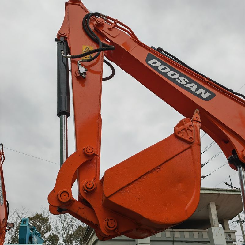 5.5 тонны Мини Использованный экскаватор Doosan Dx55 Использованный экскаватор 0,75 м3 Вместимость ведра