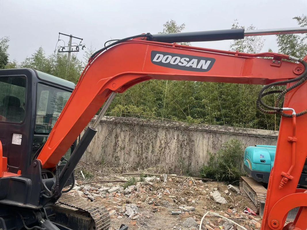 Оранжевый цвет Mini Подержанный экскаватор Cat Doosan Dx55 5,5 тонны