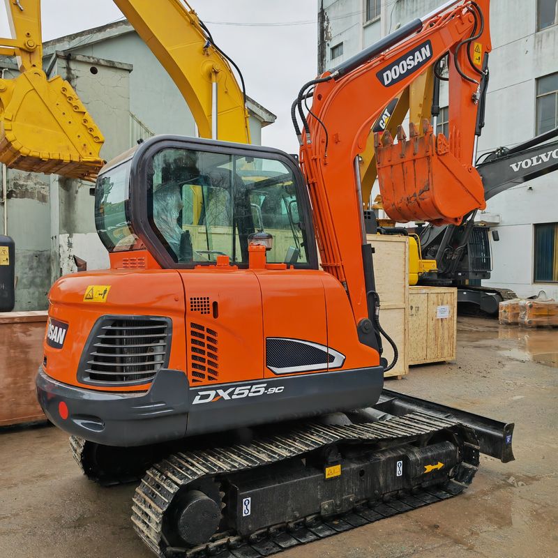 Подержанный мини экскаватор Doosan Dx55 Вторая рука мини-экскаватор оригинальный цвет
