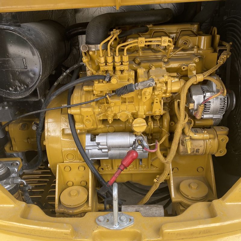 Использованный CAT 306E экскаватор использовался гусеница мини экскаватор использовался экскаватор ведро емкость 0.25cbm