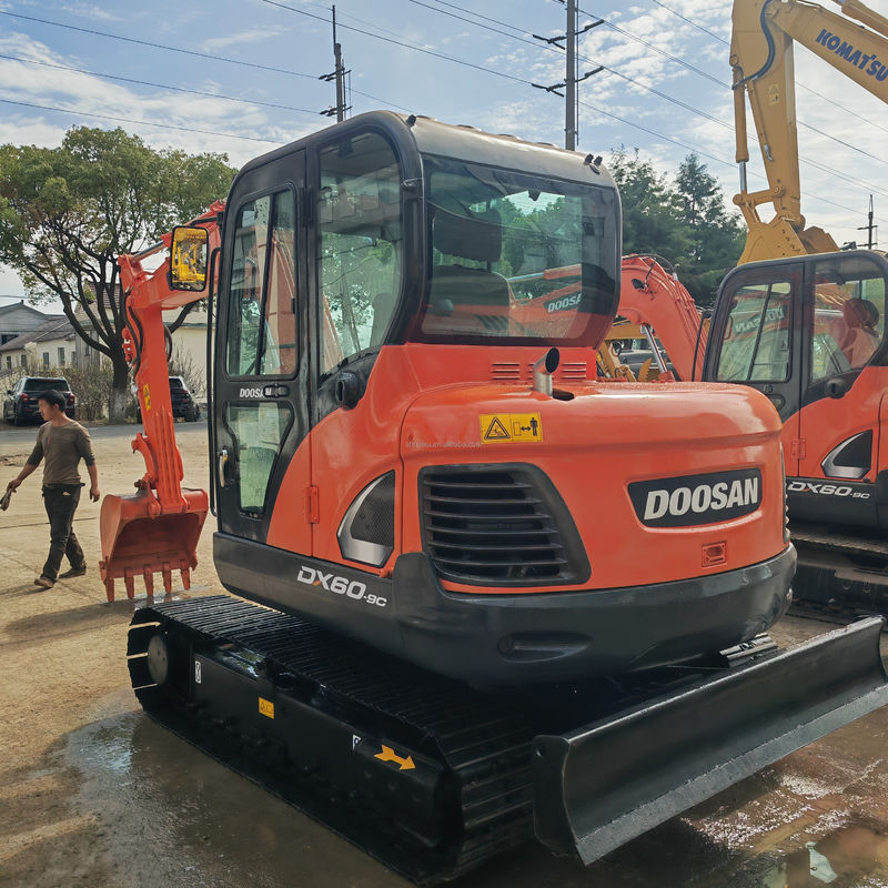 5.7 тонны Doosan DX 60 Dh60 Вторая рука экскаватор Использованный экскаватор Crawler