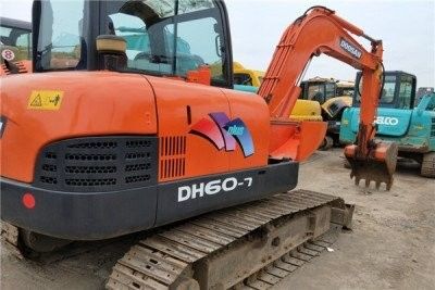 Мини экскаватор подержанный Хитачи 60 экскаватор небольшие подержанные машины 6 тонн подержанный мини экскаватор продажи мини экскаватор лучший
