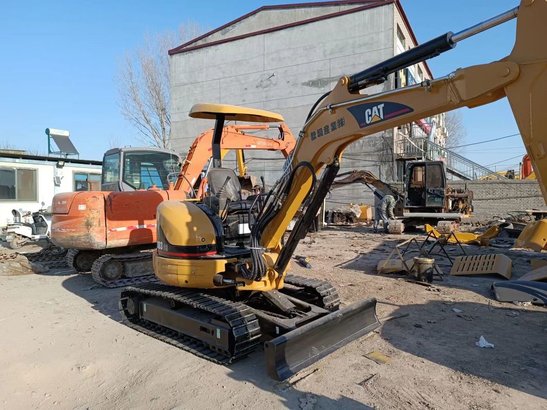 Использованный мини-экскаватор CAT303 без водителя кабины ручной землекопщик Китай мини-копщик