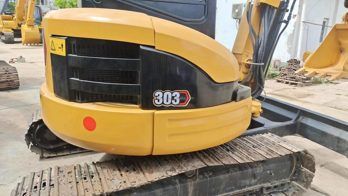 Использованный мини-экскаватор CAT303 с ручной кабинкой China mini-excaver
