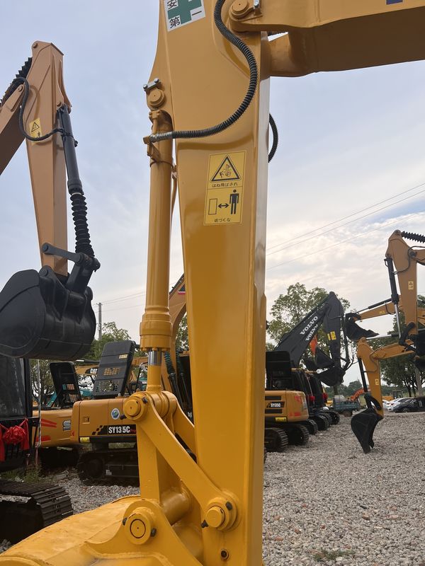 Использованные гидравлические экскаваторы Komatsu pc130 другие строительные машины подержанные экскаваторы Komatsu pc130 дешевая цена