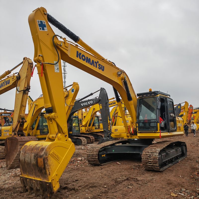 Оригинальный цвет подержанный экскаватор Komatsu pc240 в продаже с ценой Leow