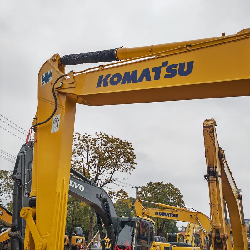 Оригинальный цвет подержанный экскаватор Komatsu pc240 в продаже с ценой Leow