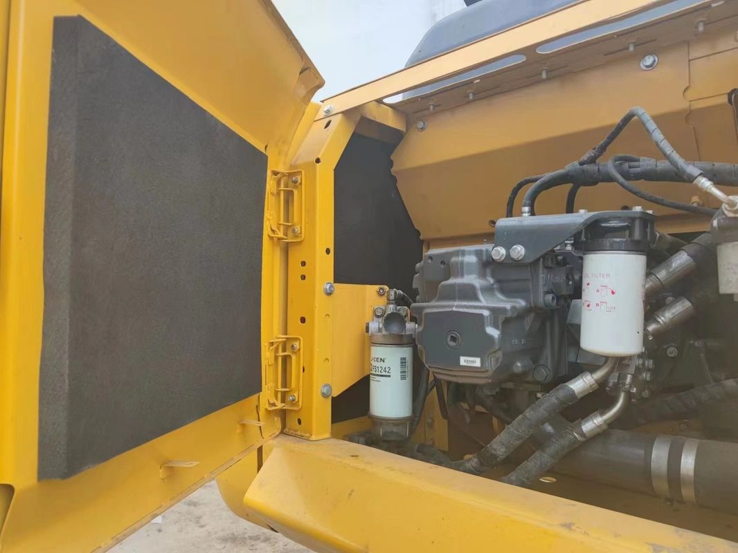 Использованный экскаватор ползучий использованный komatsu pc200/хорошее состояние с высокой мощностью подержанный экскаватор komatsu pc200 для продажи