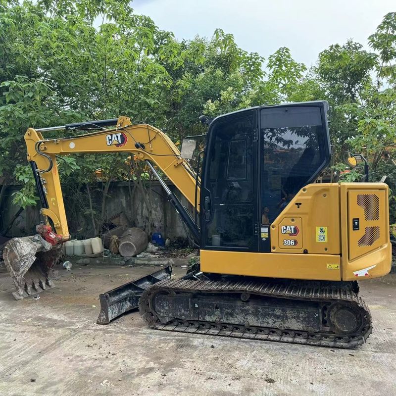Маленькая машина подержанная CAT Caterpillar 306 экскаватор новейшая машина Cat 306 мелкий мешок копальщик в продаже