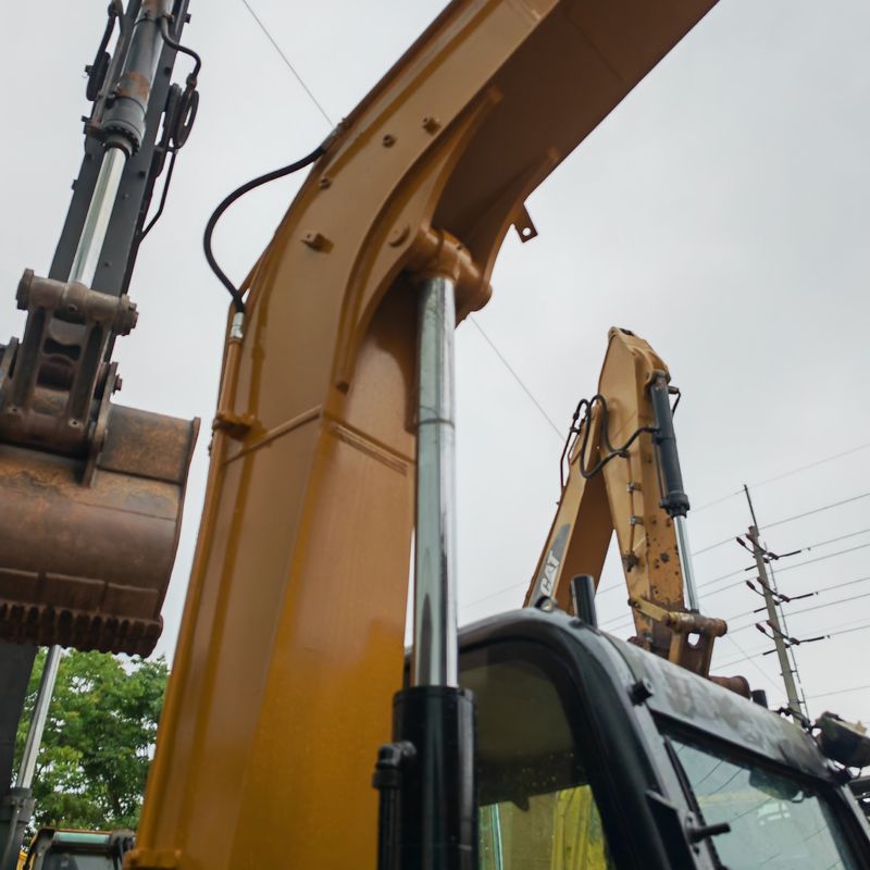 Подержанный экскаватор с высокой мощностью для копания Cat 307e с дешевой ценой для продажи в Китае